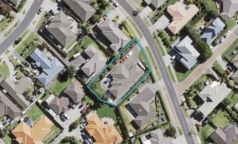 20 Roy Maloney Drive, Henderson, Auckland - Carousel 1