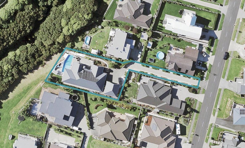 24 Liberty Crescent, Beachlands, Auckland - Carousel 1