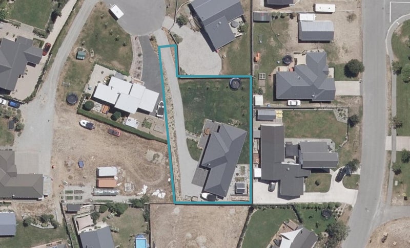 12 Charisma Court, Mount Pisa, Cromwell - Carousel 1
