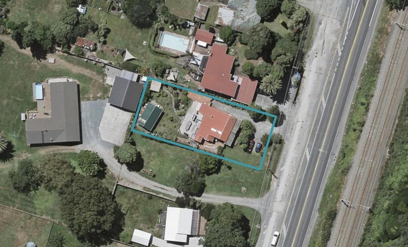 166 Main Road South, Raumati South, Paraparaumu - Carousel 1