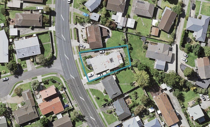 2/11 Stanniland Street, Sunnyhills, Auckland - Carousel 1