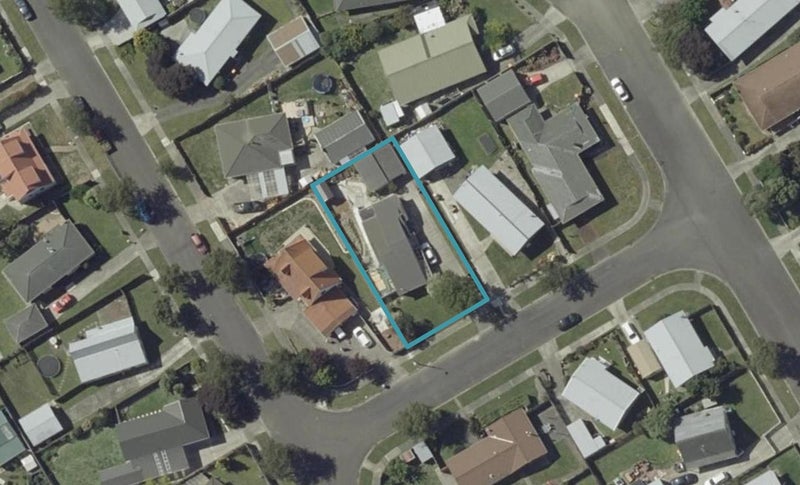 7 Suzanne Grove, Kelvin Grove, Palmerston North - Carousel 1