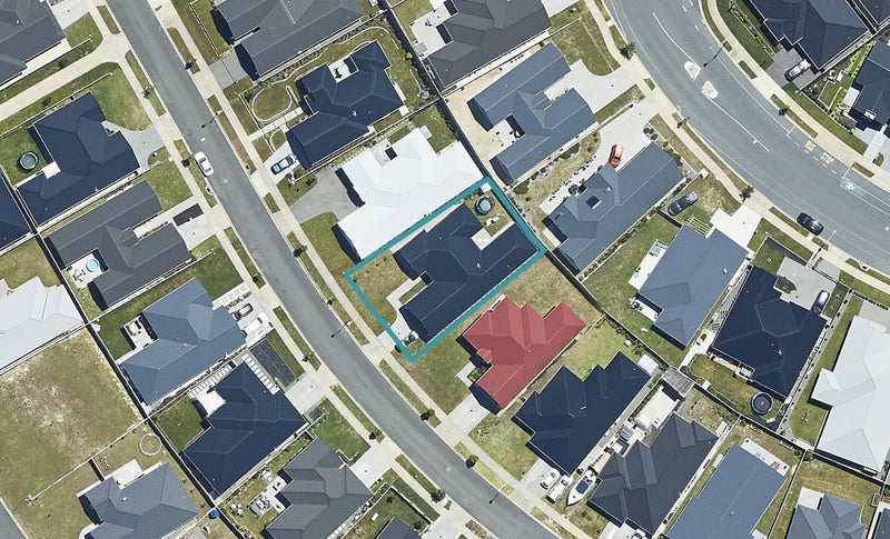 136 Puhirake Crescent, Pyes Pa, Tauranga - Carousel 1