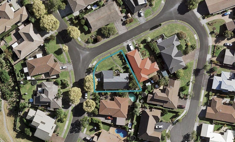 15 Westholm Way, Pahurehure, Papakura - Carousel 1