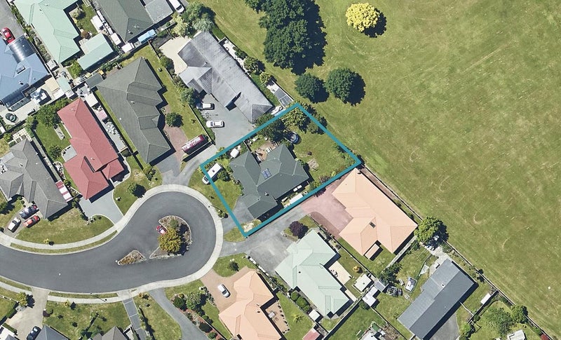 12 Courtenay Place, Owhata, Rotorua - Carousel 1