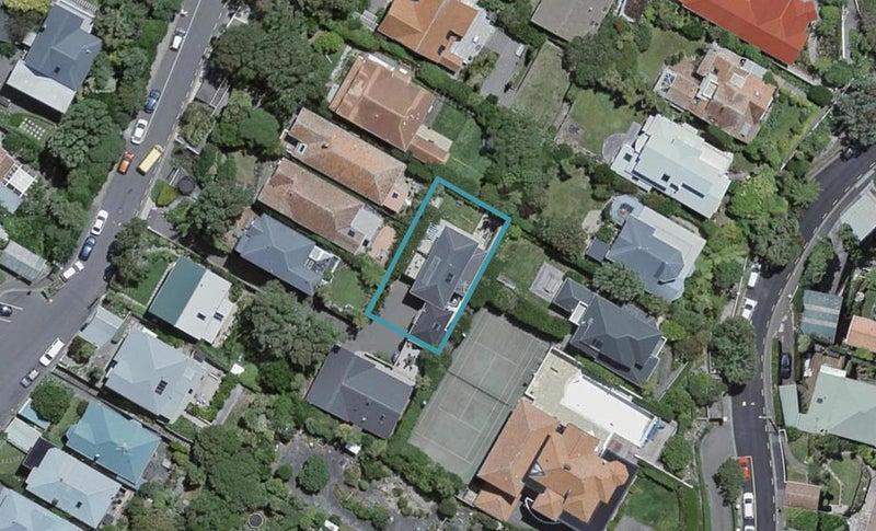 17A Grove Road, Kelburn, Wellington - Carousel 1
