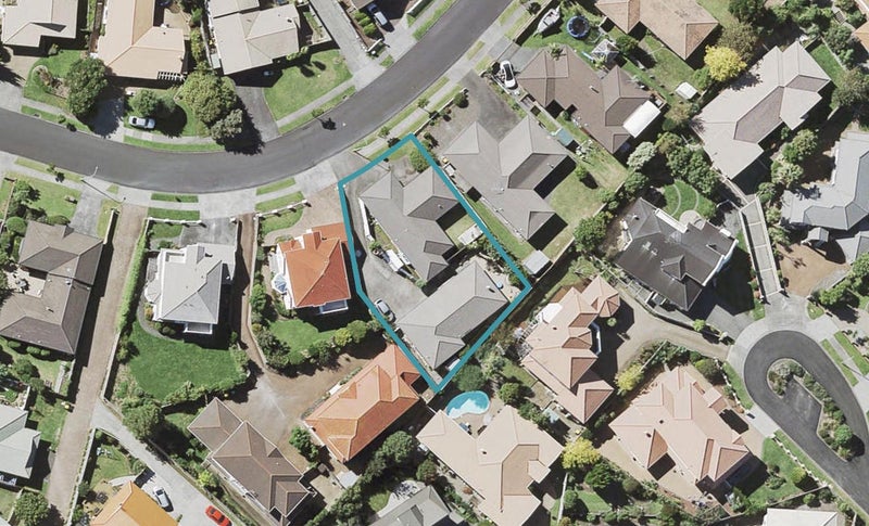 1/12 Edendale Road, Somerville, Manukau - Carousel 1