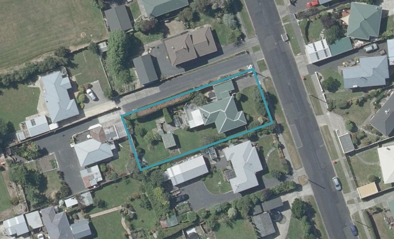 18 Vulcan Road, Waldronville, Dunedin - Carousel 1