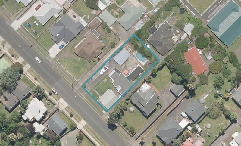 10 Kings Avenue, Gonville, Whanganui - Carousel 1