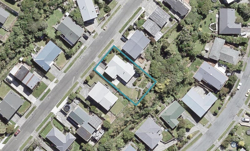 39 Acacia Avenue, Maungaraki, Lower Hutt - Carousel 1
