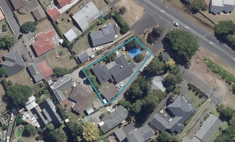 35 Silverdale Road, Silverdale, Hamilton - Carousel 1
