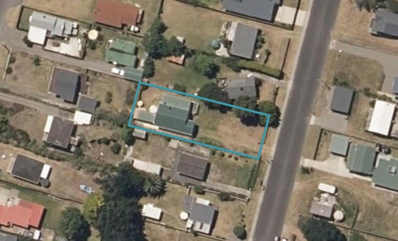 83 Kahukura Avenue, Waitārere Beach, Levin - Carousel 1