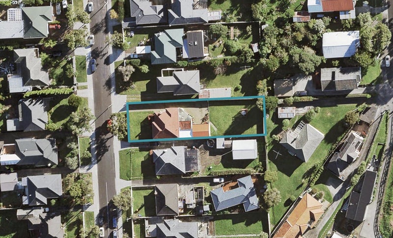 11 Pinewood Street, Avondale, Auckland - Carousel 1