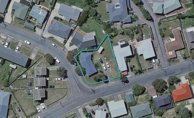 46 Ahuriri Street, Strathmore Park, Wellington - Carousel 1