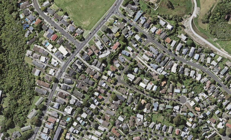 15 Simkin Avenue, Saint Johns, Auckland - Carousel 1