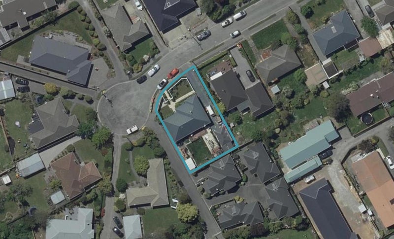 13 Derrett Place, Saint Martins, Christchurch - Carousel 1