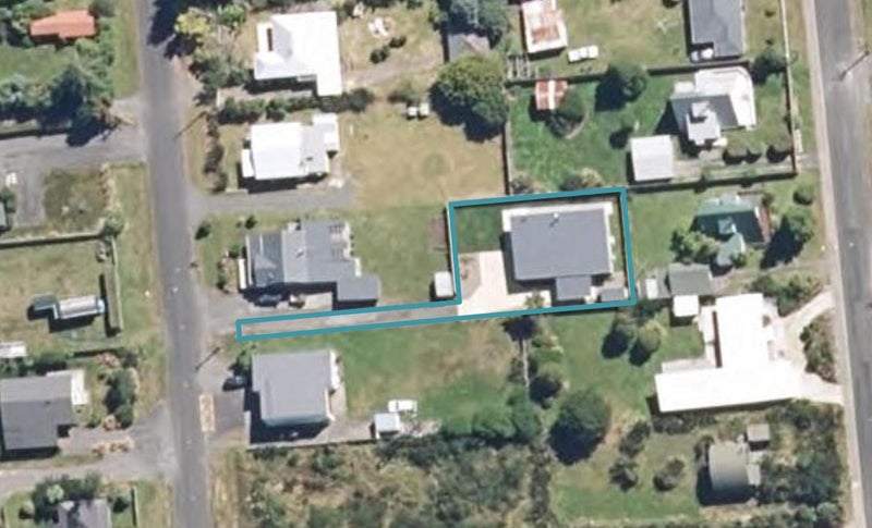 8 Mackenzie Street, WAIMARINO, OWHANGO - Carousel 1