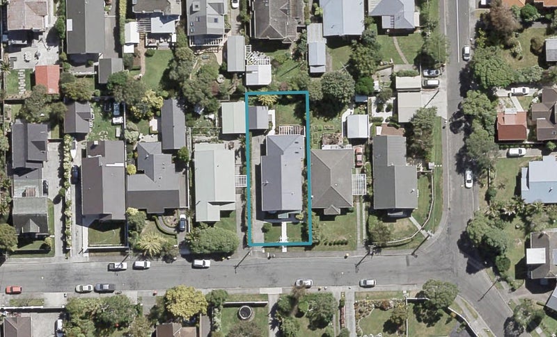 23 Maire Street, Woburn, Lower Hutt - Carousel 1