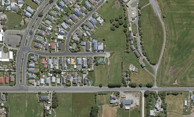25 Milford Street, Heidelberg, Invercargill - Carousel 1
