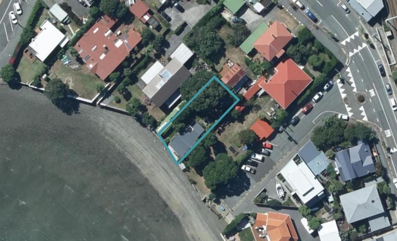 4 Bath Street, Plimmerton, Porirua - Carousel 1