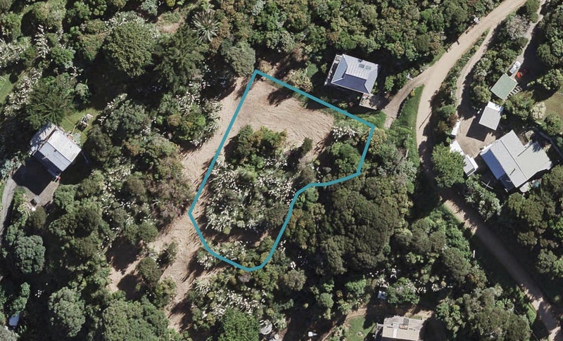 65A Makora Avenue, Oneroa, Waiheke Island - Carousel 1