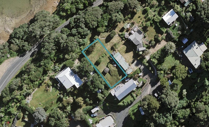 128 Wharf Road, Ostend, Waiheke Island - Carousel 1