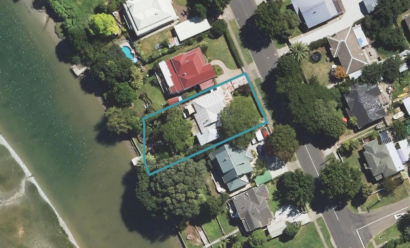 64 Stout Street, Whataupoko, Gisborne - Carousel 1