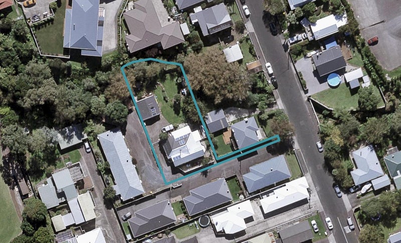 40 Belt Road, Central, New Plymouth - Carousel 1