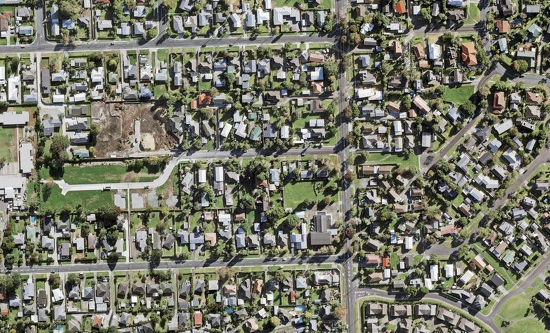 4 Hamurana Place, Te Atatu Peninsula, Auckland - Carousel 1