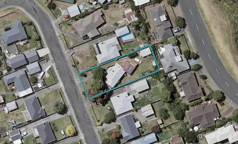5 Winton Street, Paraparaumu Beach, Paraparaumu - Carousel 1