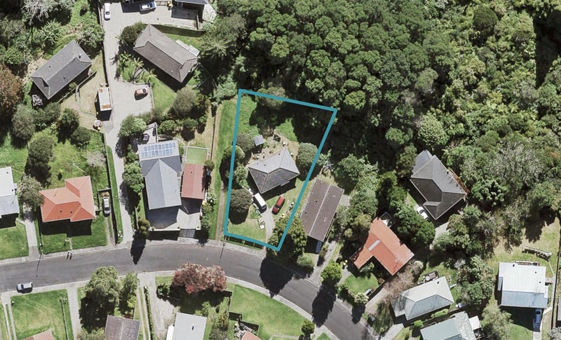 43 Lysander Crescent, Beach Haven, Auckland - Carousel 1