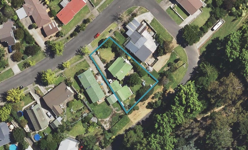 45 Sunvale Crescent, Whataupoko, Gisborne - Carousel 1