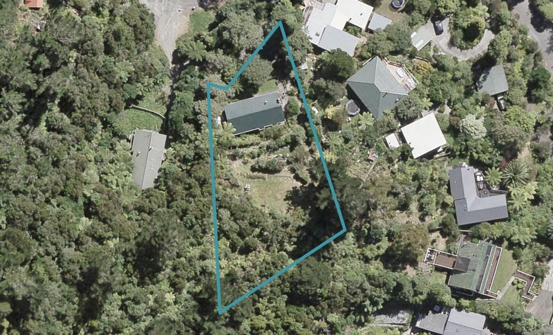 68 Wyndham Road, Pinehaven, Upper Hutt - Carousel 1