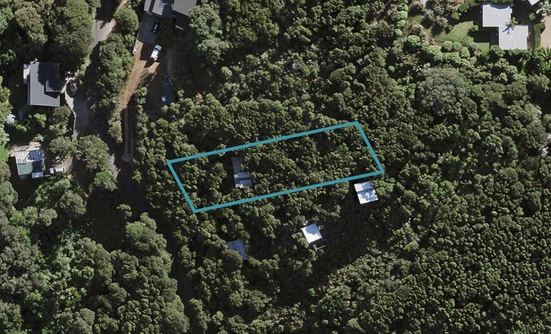 25 Okoka Road, Omiha, Waiheke Island - Carousel 1