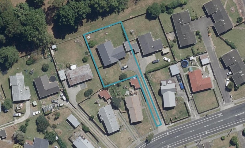 12 Snell Drive, Chartwell, Hamilton - Carousel 1