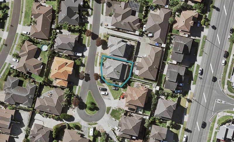 12 Finbar Close, Flat Bush, Auckland - Carousel 1