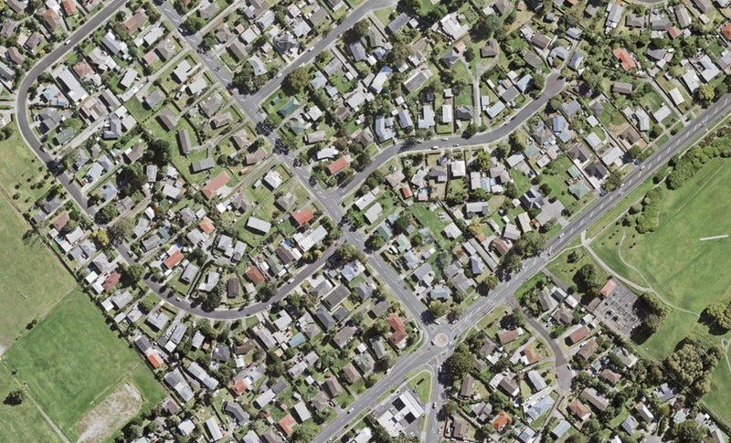 9 Border Road, Henderson, Auckland - Carousel 1