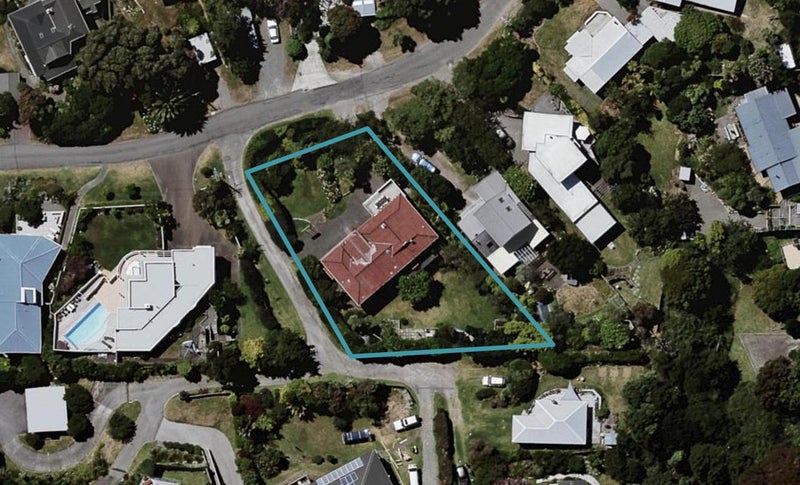 13 Tainui Street, Raumati Beach, Paraparaumu - Carousel 1