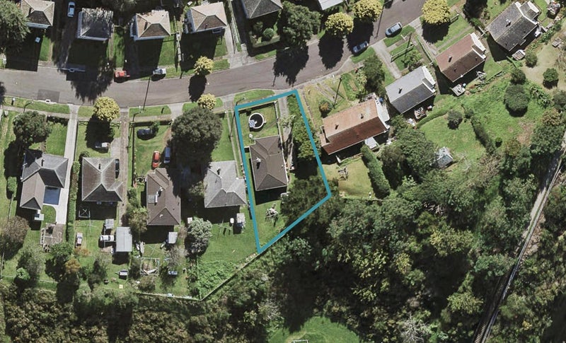 35 Fyvie Avenue, Mount Roskill, Auckland - Carousel 1