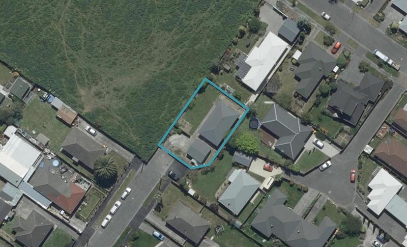 44 Oakland Street, Northcote, Christchurch - Carousel 1