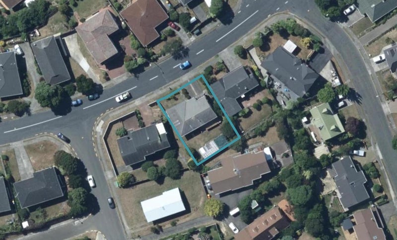 73 Tweed Road, Papakowhai, Porirua - Carousel 1