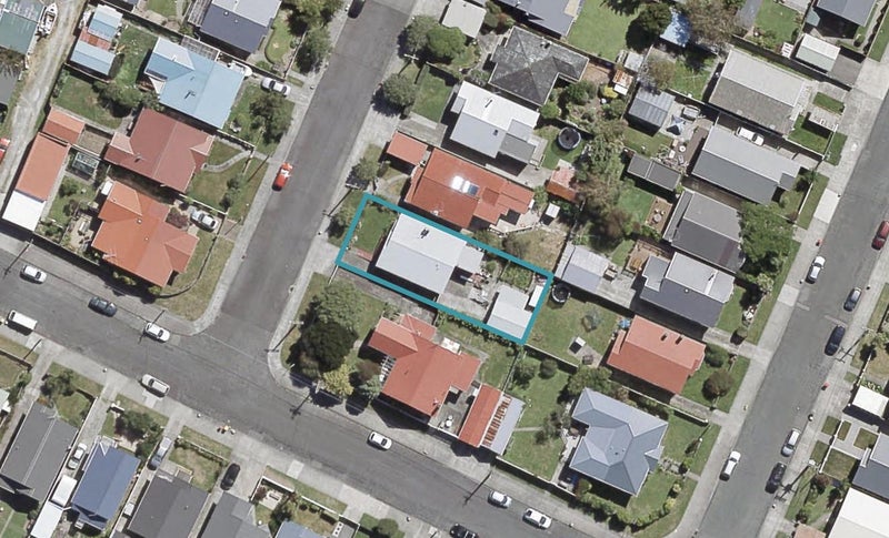 4 Byron Street, Petone, Lower Hutt - Carousel 1
