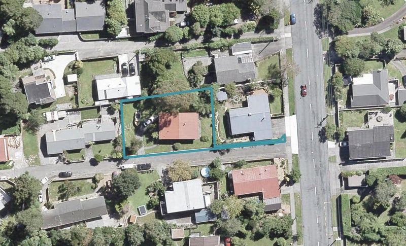 470 Stokes Valley Road, Stokes Valley, Lower Hutt - Carousel 1