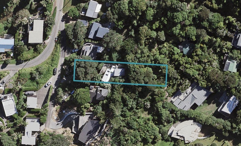 15 First Avenue, Onetangi, Waiheke Island - Carousel 1