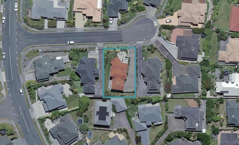 6 Radstock Grove, Churton Park, Wellington - Carousel 1