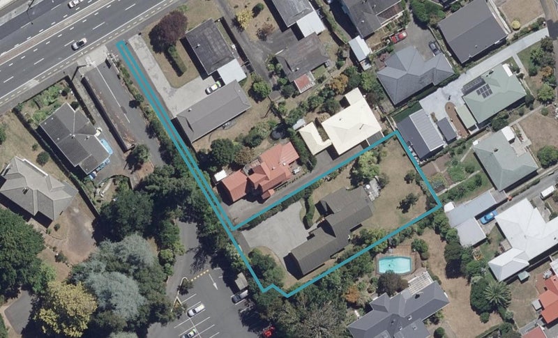 350 Cobham Drive, Hillcrest, Hamilton - Carousel 1
