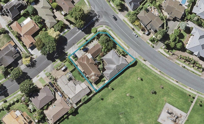 42 Clydesdale Avenue, Somerville, Manukau - Carousel 1