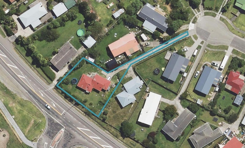 22 Edelsten Place, Tamarau, Gisborne - Carousel 1