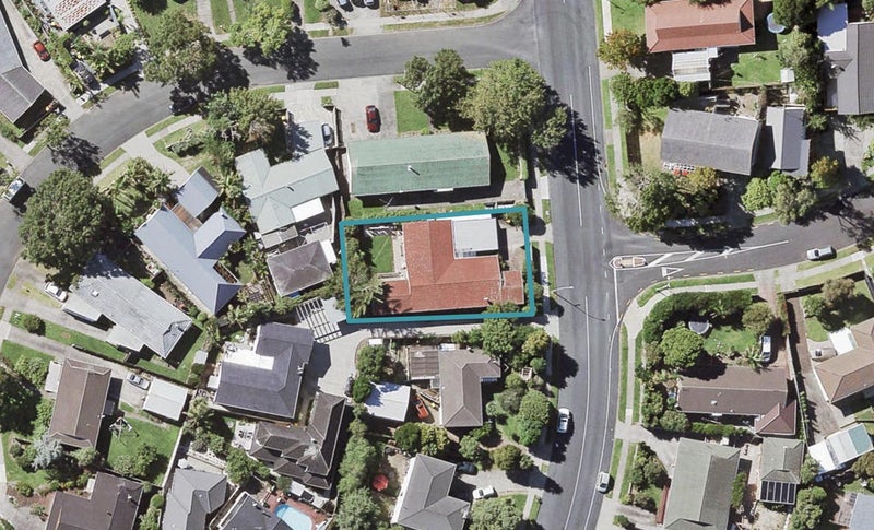 33 Priestley Drive, Bucklands Beach, Auckland - Carousel 1
