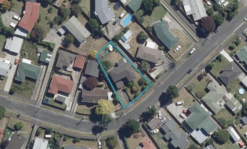 24 Priscilla Crescent, Melville, Hamilton - Carousel 1
